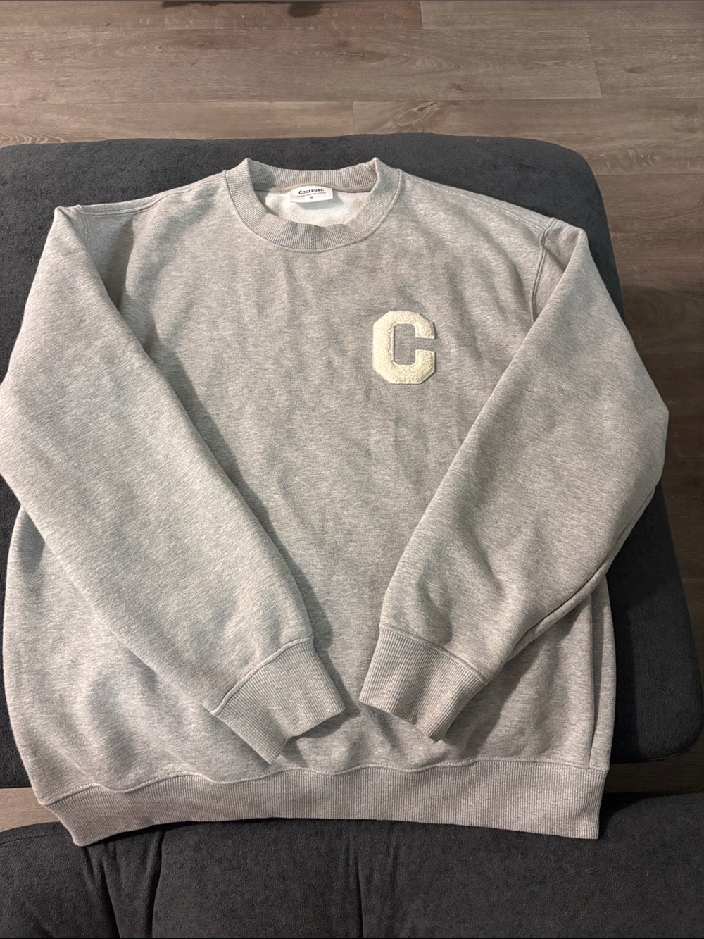 Light Gray Crewneck Sweatshirt with Letter 'C' Patch
